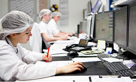 最も厳しい食品衛生規制にも適合するケーザー・コンプレッサー社の圧縮空気